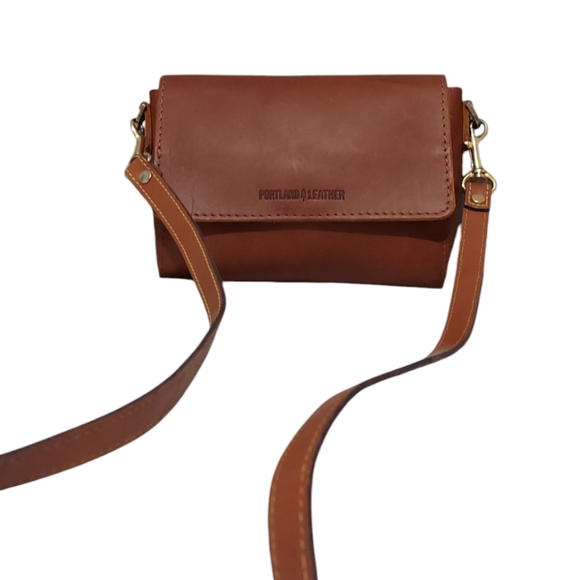 Portland Leather Goods Whiskey Leather Crossbody Bag EUC - Picture 2 of 11